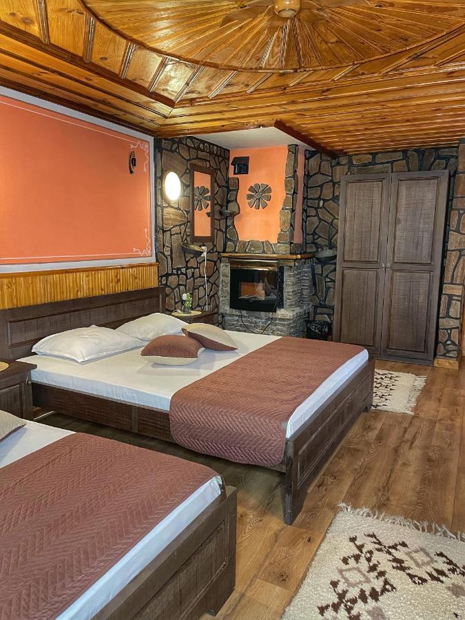 Guest Rooms Colorit 코프리브시티차 외부 사진